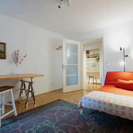 Stilvolle Altbauwohnung Beim Lindentor Apartment