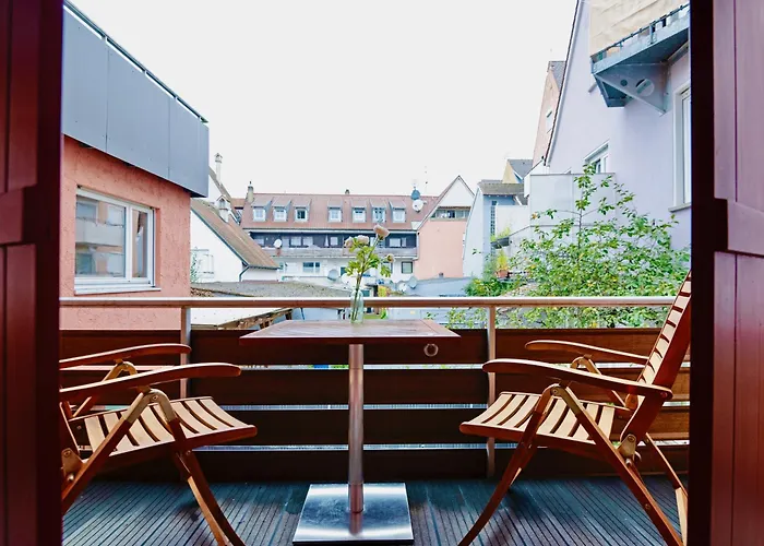 Stilvolle Altbauwohnung Beim Lindentor Lägenhet